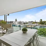 Apartment Gorgeous 3-bed With Views *