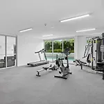 Spaciously Bright 1-Bed Apartment