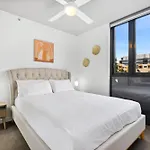 Apartment Cosy 2-bed With Pool Bbq Area And Secure Parking