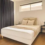 Spacious 3Br Home W Parking In Sunnybank - Relax & Unwind