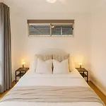 Spacious 3br W Parking In Sunnybank - Relax & Unwind * Brisbane