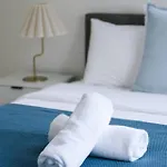 Modern Family Escape In Rochedale Pool And Comfort Brisbane