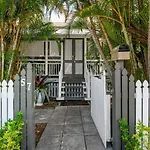 Thomas Street Kangaroo Point