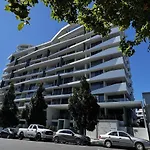 Inner-City 1Br Near Showgrounds