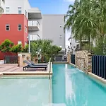 Gregory Terrace Residence