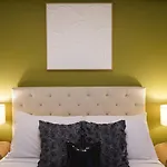 Inner-City 1Br Near Showgrounds