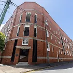 Spacious 3Br Heritage Apartment With Pool, Parking