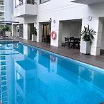 Centre Comfort, Style And Convenience *