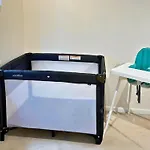 Cozy Central Kangaroo Point Pad