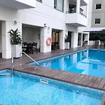 Apartment Centre Comfort, Style And Convenience *