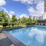 Spacious 1 Bedroom Mezzanine Apartment With Large Bath Views 2 Free Parking Spots