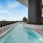 Queen\'S Wharf Apartments