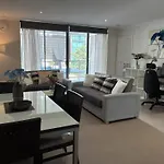 Merivale Stay In South Brisbane Two Beds Two Baths One Parking