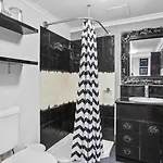 Retro Chic Vibes, Tropical Pool & Prime Location