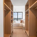 1bd In Queen's Wharf - Lv 31 Oracles Tower Apartment *