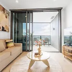 1bd In Queen's Wharf - Lv 31 Oracles Tower Apartment *