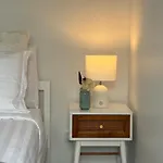 Serene 4Br Family Retreat - Near Shops & Highways