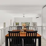 Pool & Tennis Court 3Br Bright Mt Gravatt Retreat