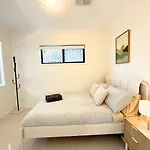 1Em Abnb-Style 5Br, 2 Parking-Patio, 5 Mins To Westfield