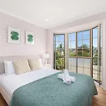 Pool & Tennis Court 3Br Bright Mt Gravatt Retreat