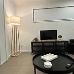 Modern 3Bdr Townhouse In Bellbird Park