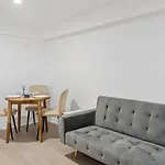 Holiday home Self Contained Perfect For Solo Travelers *