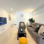 1Em Abnb-Style 5Br, 2 Parking-Patio, 5 Mins To Westfield