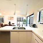 1Em Abnb-Style 5Br, 2 Parking-Patio, 5 Mins To Westfield