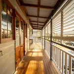 3Br Charming Queenslander Cottage Mins Drive To Brisbane Cbd And Gabba Stadium!