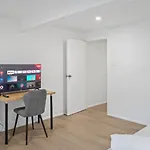 Self Contained Perfect For Solo Travelers Brisbane