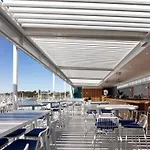 4Bdr Queenslander With Pool Near Manly Esplanade