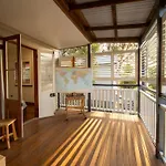 3Br Charming Queenslander Cottage Mins Drive To Brisbane Cbd And Gabba Stadium!