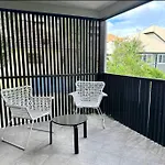 3Br, 2 Baths - Stylish Holiday Home In Kangaroo Point