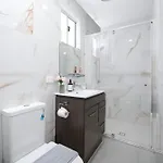 Self Contained 1Br Near Pinelands Centre