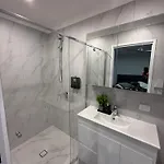 3 Bedroom Fully Renovated Away From Holiday home