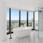Modern Skyline 3br With Pool Gym And Tub Holiday home *