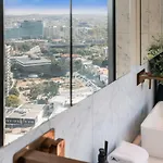 Modern Skyline 3br With Pool Gym And Tub