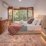 Villa 5br Pool - Bbq Retreat - Sleeps 11 Max - Ev Station