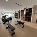 Riverside Modern 2Br East Brisbane With Parking