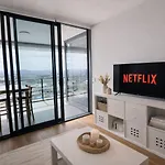 2Br Apt Privately Managed, Free Carpark, Wifi, Pool In Panorama Bowen Hills