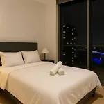 2Br Apt In Queens Wharf - Level 29 Sky Harbour Outlook