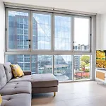 Fortitude Valley Escape With Pool, Gym & Parking Brisbane