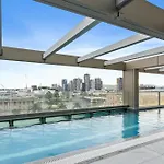 Apartment 2 Bed 2 Bath Parking Brisbane