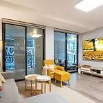 Brisbane Skyline Escape - Pool, Gym & Sauna