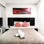 Cozy Studio In The Heart Of Cbd C4