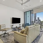 Stylish 2-Bed Apartment In Central South Brisbane