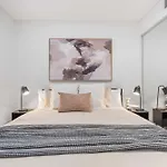 Brisbane Skytower Central Apartment