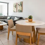 City-Center Cozy 2Bdr Apartment With Parking