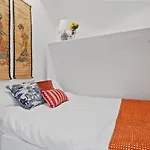 Eastern Elegance Queens Wharf Residences River View