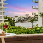 Dune Designer 2 Bedroom Apartment With River Views Parking Pool